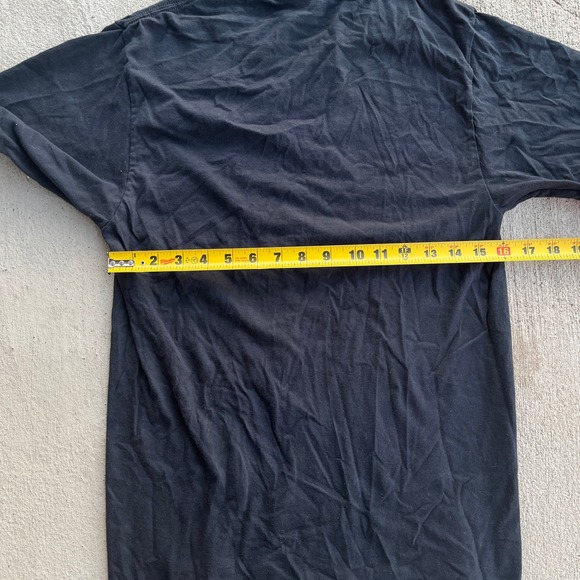 The Undertaker Taking Souls Digging Holes WWE T Shirt Mens Small Black 2017 - Picture 5 of 5